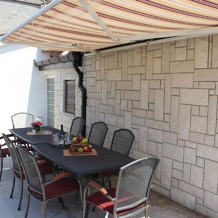 Guesthouse San Antonio Ploce  Rum bild