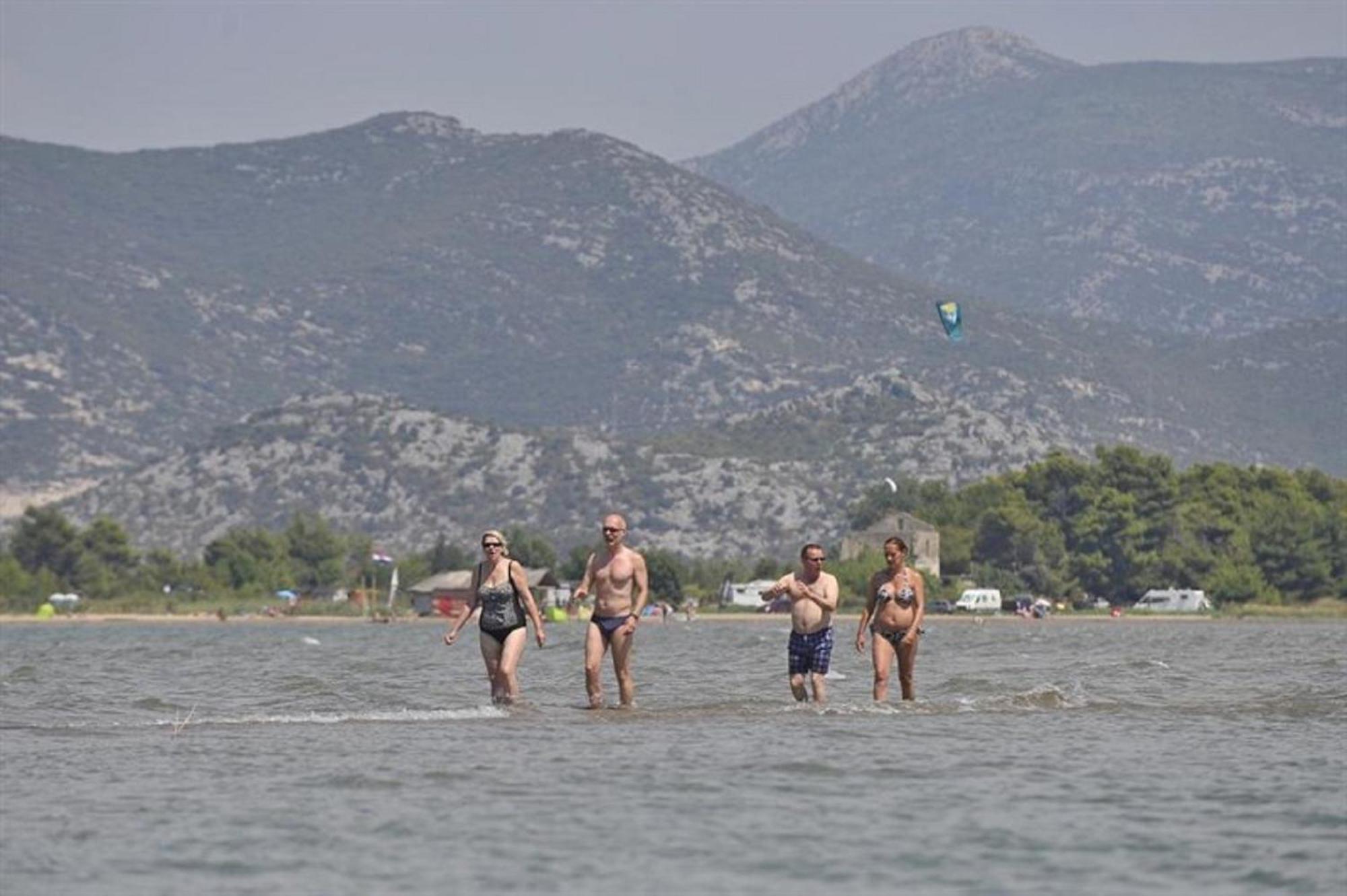 Guesthouse San Antonio Ploce  Rum bild